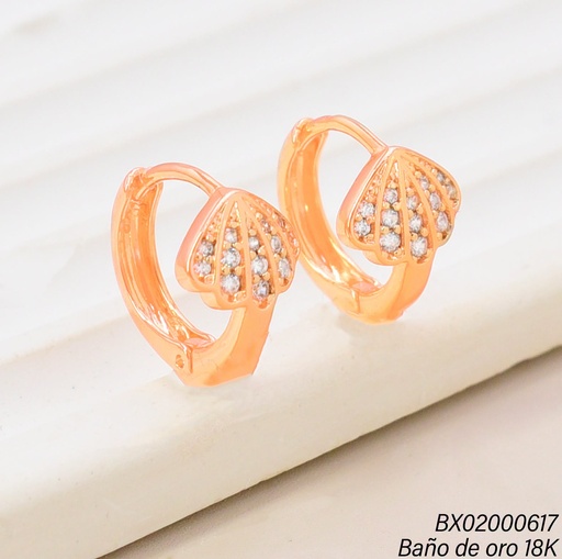 [BX02000617] ARETES HUGGIES BAÑO DE ORO 18K. XUPING OSTRAS ZIRC.