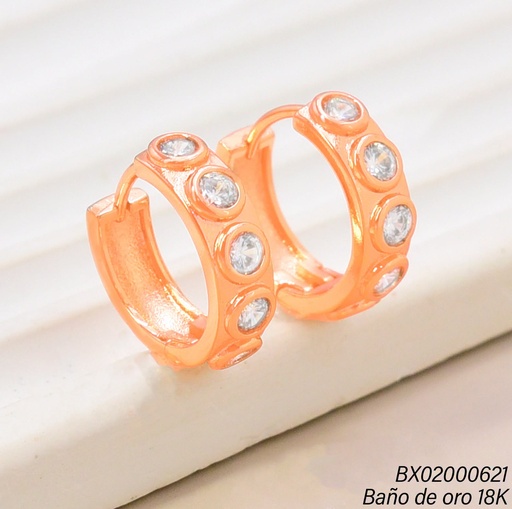 [BX02000621] ARETES HUGGIES BAÑO DE ORO 18K. XUPING 5 ZIRC.RD.INCRUST.