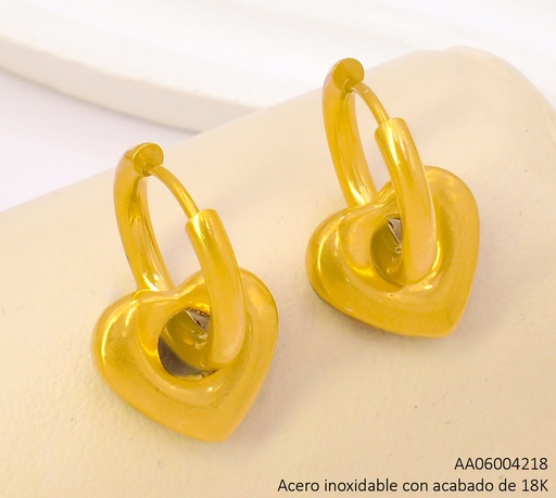 [AA06004218] ARETES HUGGIES ACERO INOX. ACABADO 18K. HUGGIES CORAZON VE26
