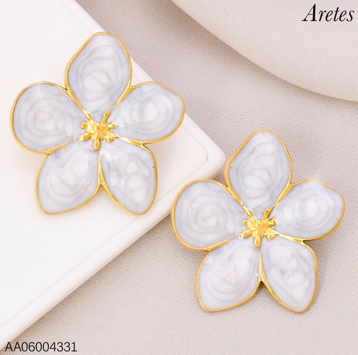 [AA06004331] ARETES ESMALTADOS FLOR BLANCO 5 PETALOS WH260628