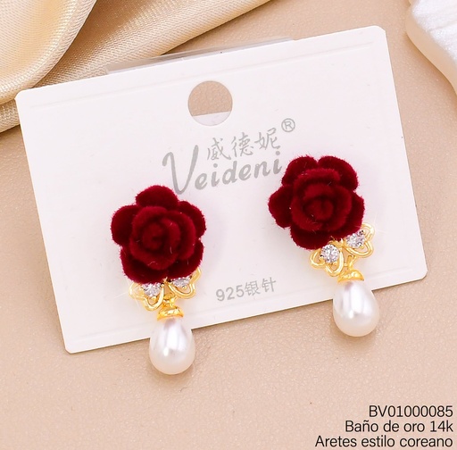 [BV01000085] ARETES BAÑO DE ORO 14K. FLOR GAMUZA ROJA/MARIPOSA/PERLA OV. EH-4423 (VEI080926)