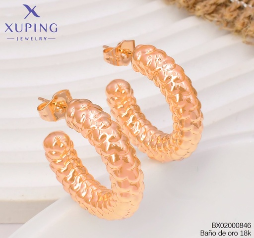 [BX02000846] ARETES BAÑO DE ORO 18K XUPING CHUNKY "C" C/ESCAMAS