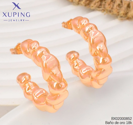 [BX02000852] ARETES BAÑO DE ORO 18K XUPING CHUNKY "C" OV.IRREG.