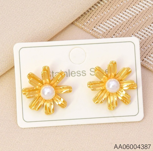 [AA06004387] ARETES FLOR PETALOS ALARGADOS/PERLA KE134653 (KS26)