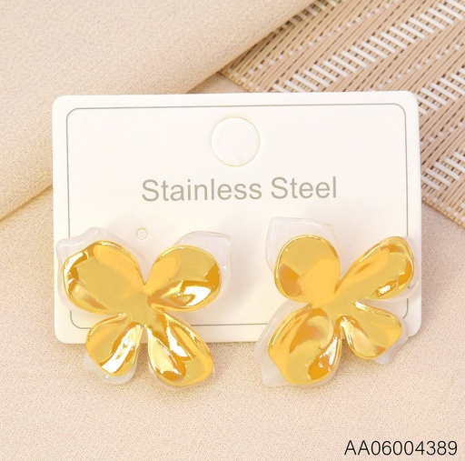 [AA06004389] ARETES FLOR 4 PETALOS LISOS BLANCO/DOR KE134234 (KS26)