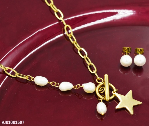 [AJ01001597] JUEGO DORADO DE PERLAS Y DIJE DE ESTRELLA